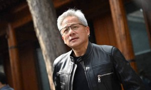 英伟达市值首次超4万亿美元，CEO年内第三次来访中国！盛赞中国，黄仁勋为何嘴更甜了？
