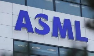 原创 
            拥有标准话语权，台积电继续舍弃2纳米光刻机，ASML哭晕在厕所