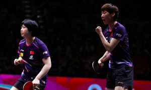 世乒赛-王曼昱/蒯曼3-0横扫跨国组合 国乒女双19连冠！